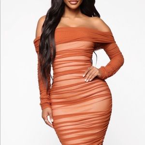 Fashion nova Ruched Dress size xl